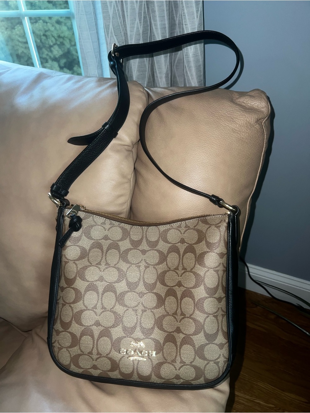 Coach Signature Canvas Shoulder/Crossbody Bag in Khaki/Black